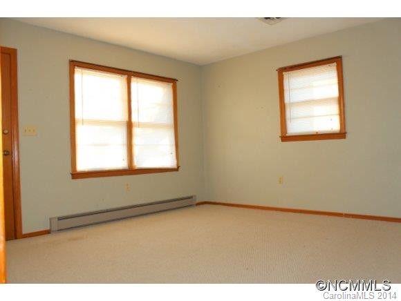 2099 Ferry Road - Photo 3