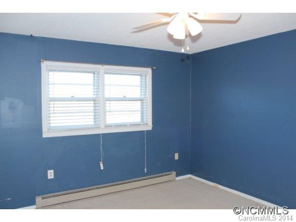 2099 Ferry Road - Photo 7