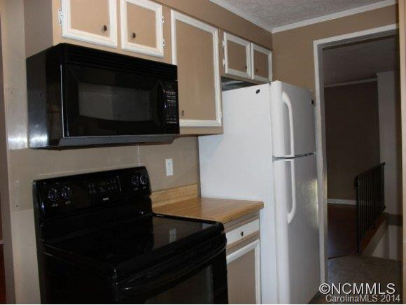 307 WOODLAND DRIVE - Photo 10