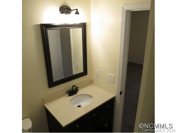 823 Hillcrest Street - Photo 8