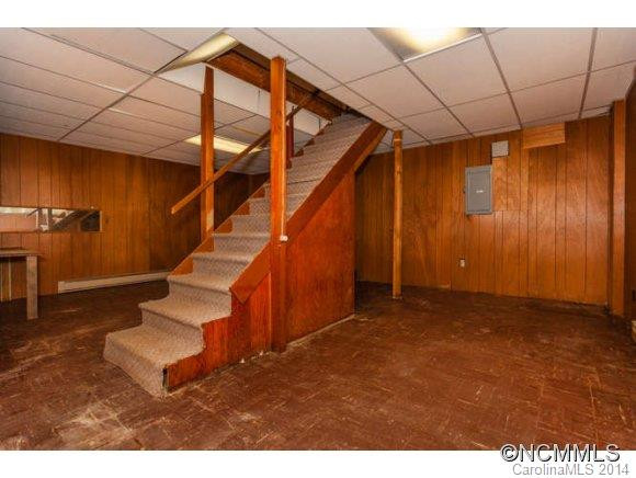 150 VANCE CRESCENT - Photo 18