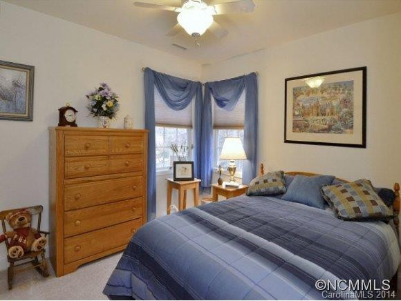 20 REGENT DRIVE - Photo 17