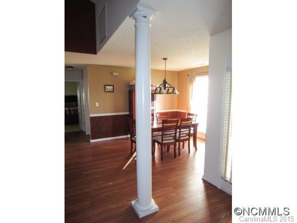 44 Misty Valley Road - Photo 4