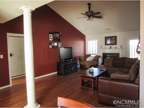 44 Misty Valley Road - Photo 5