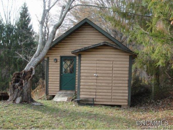 78 HILLTOP STREET - Photo 12
