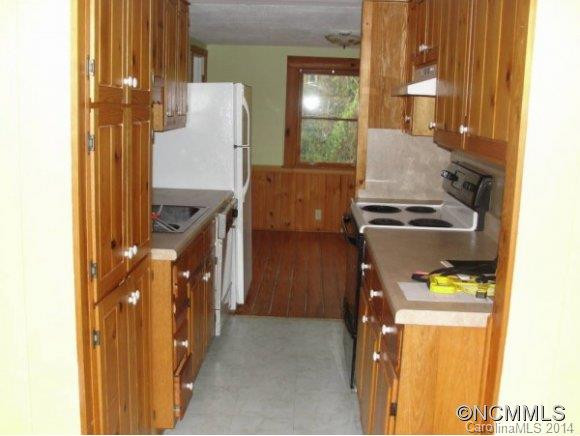 78 HILLTOP STREET - Photo 4