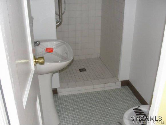 78 HILLTOP STREET - Photo 10