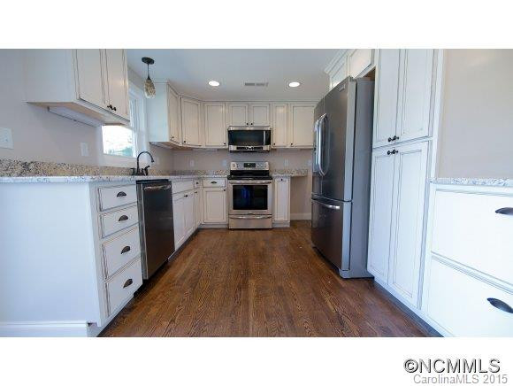 569 Upper Glade Creek Road - Photo 17