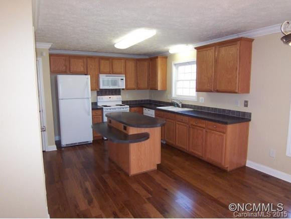 206 Courtland Place - Photo 2