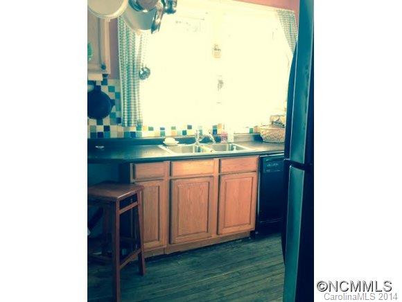 42 Vermont Avenue - Photo 10
