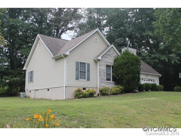 2 Fox Glen Court