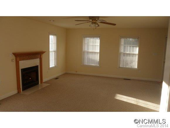 3 Hampton Lane - Photo 4