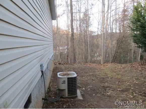 110 Estrine Dr - Photo 16