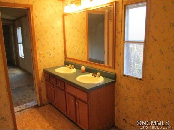 110 Estrine Dr - Photo 10