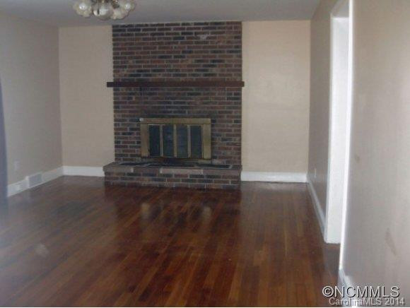 11 PINE CIRCLE - Photo 5
