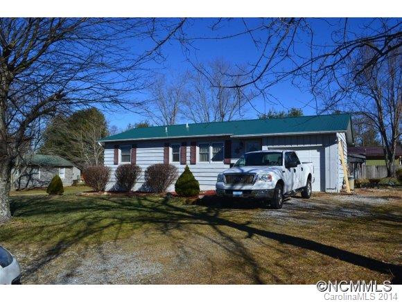 5121 Howard Gap Road - Photo 13
