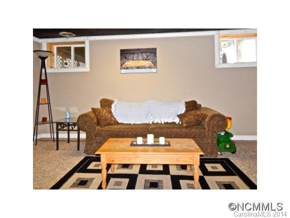 222 Hamburg Mountain Road - Photo 10