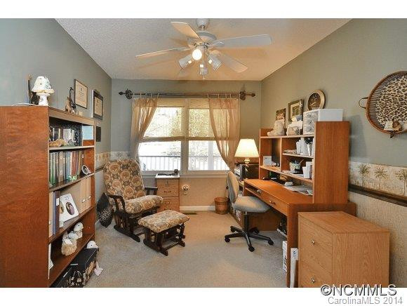 9 MAPLE LEAF DRIVE - Photo 14