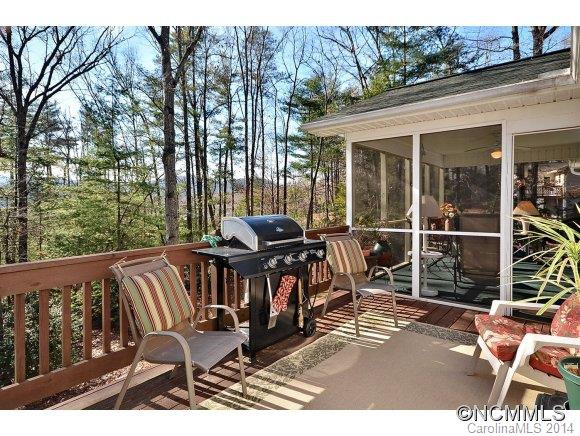 9 MAPLE LEAF DRIVE - Photo 17
