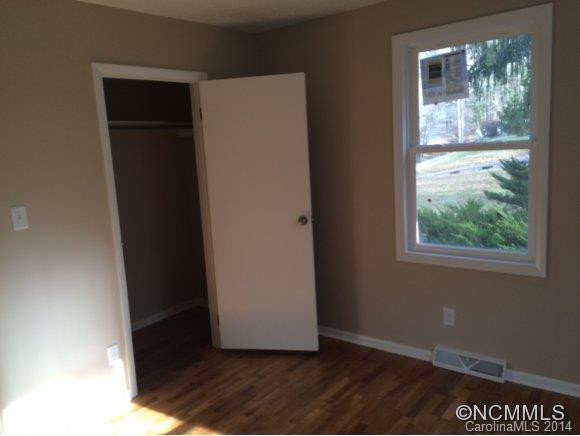 11 Goodman Road - Photo 13
