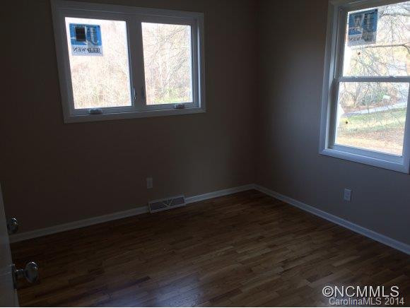 11 Goodman Road - Photo 16