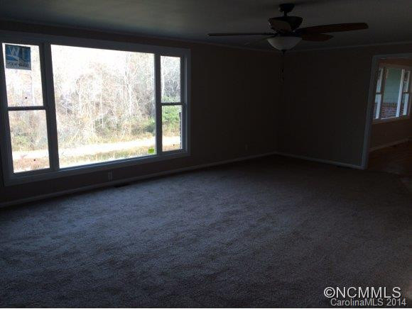 11 Goodman Road - Photo 3