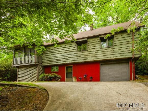 2 Weston Drive