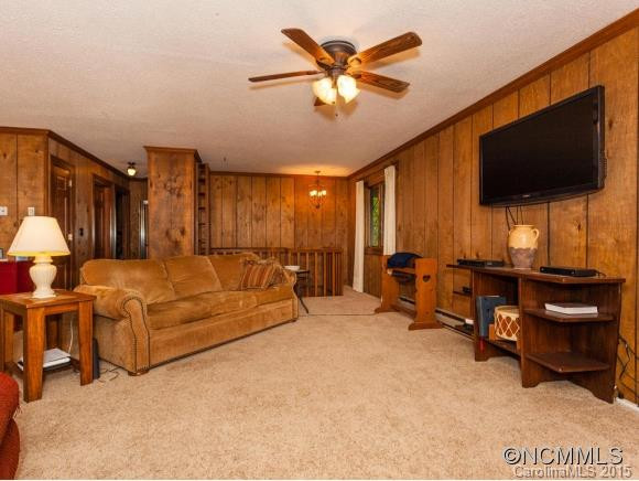 2 Weston Drive - Photo 2