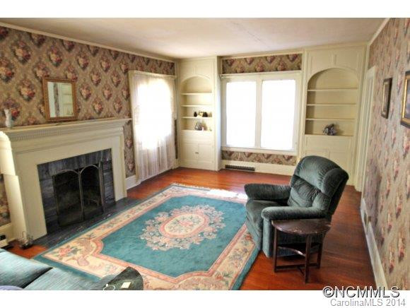 36 Pennsylvania Avenue - Photo 2