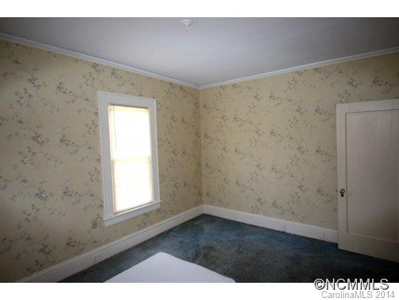 36 Pennsylvania Avenue - Photo 11