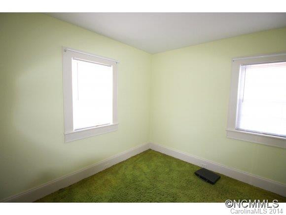 36 Pennsylvania Avenue - Photo 20