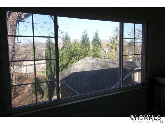 36 Pennsylvania Avenue - Photo 21