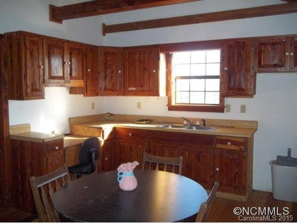 755 Camp Hill Road - Photo 4