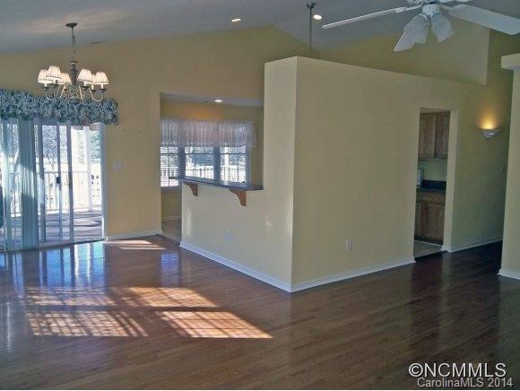 369 Highland Golf Drive - Photo 3