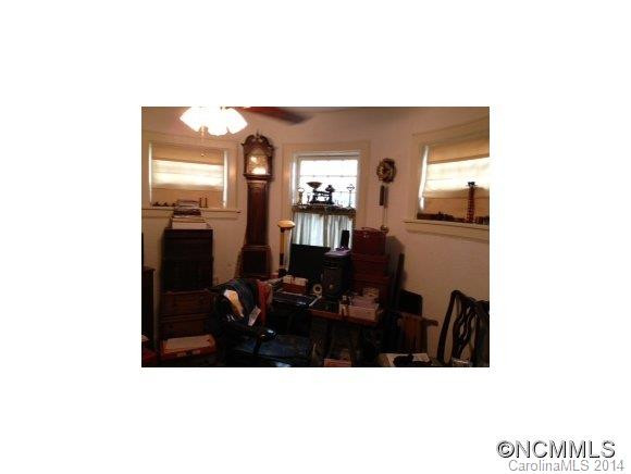 70 Magnolia - Photo 8