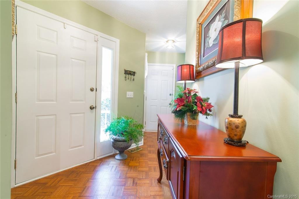 2040 Golfside Lane - Photo 18