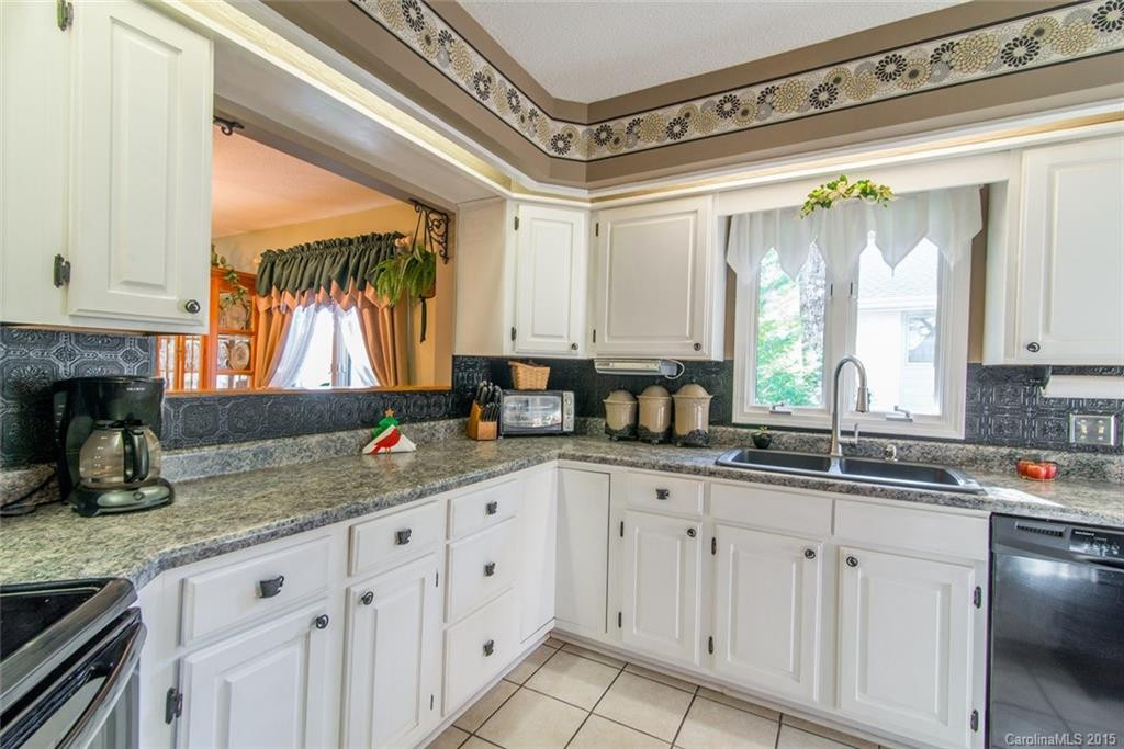 2040 Golfside Lane - Photo 22
