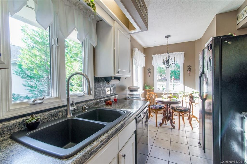 2040 Golfside Lane - Photo 23