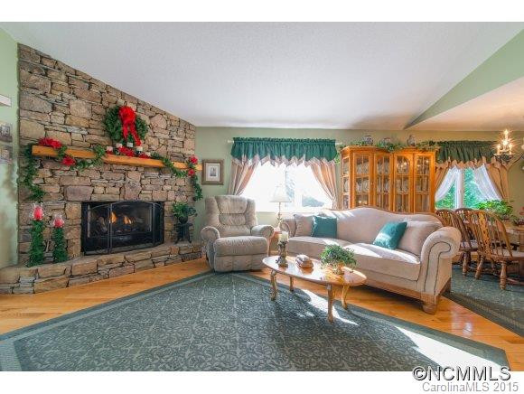 2040 Golfside Lane - Photo 5