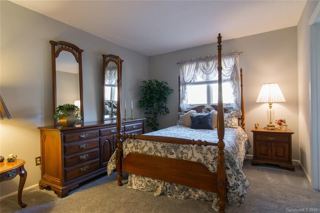 2040 Golfside Lane - Photo 12