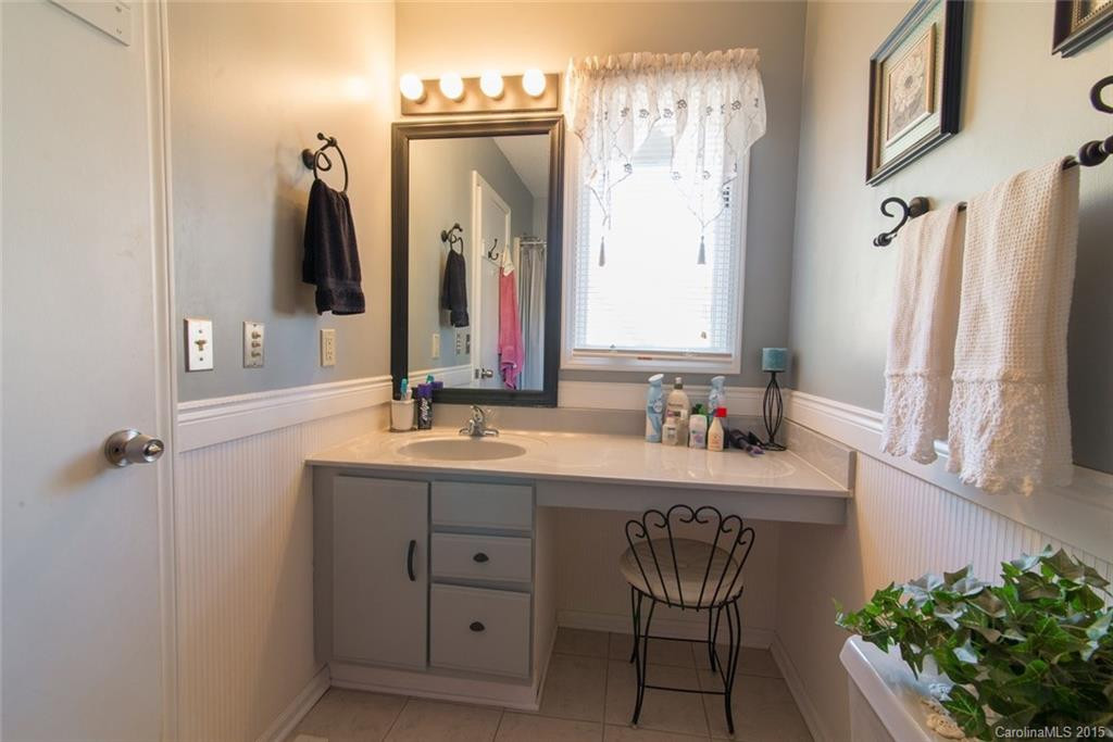2040 Golfside Lane - Photo 14