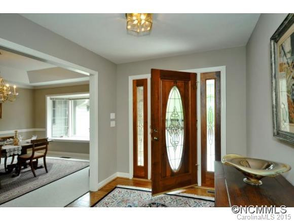 228 Greenleaf Drive - Photo 2
