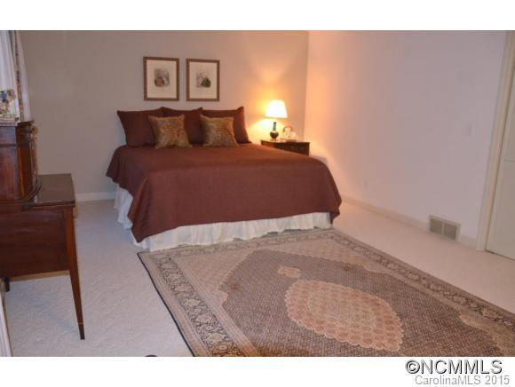 228 Greenleaf Drive - Photo 12