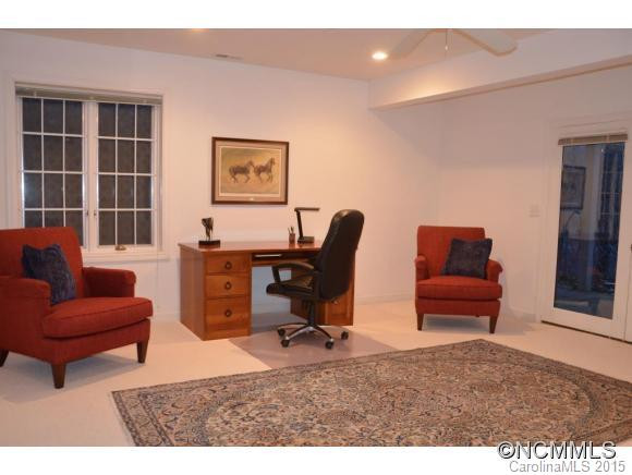 228 Greenleaf Drive - Photo 15