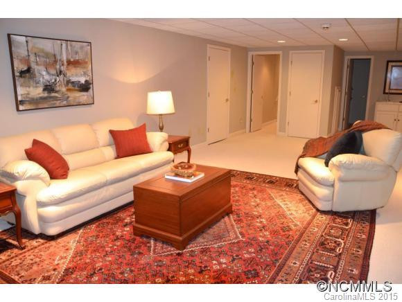 228 Greenleaf Drive - Photo 16