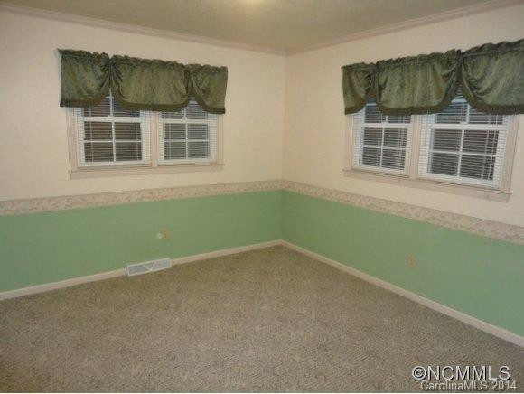 181 Oak Forest Drive - Photo 10