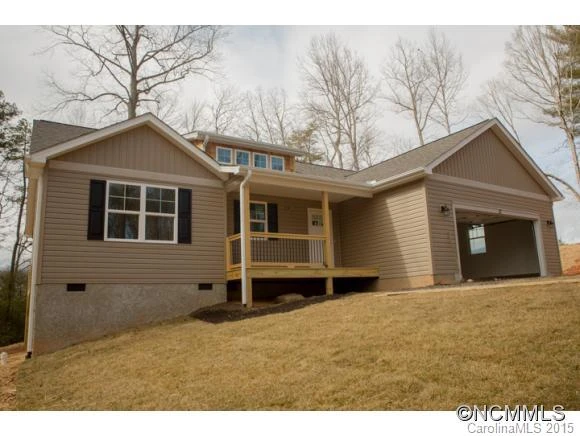 15 Parrot Road