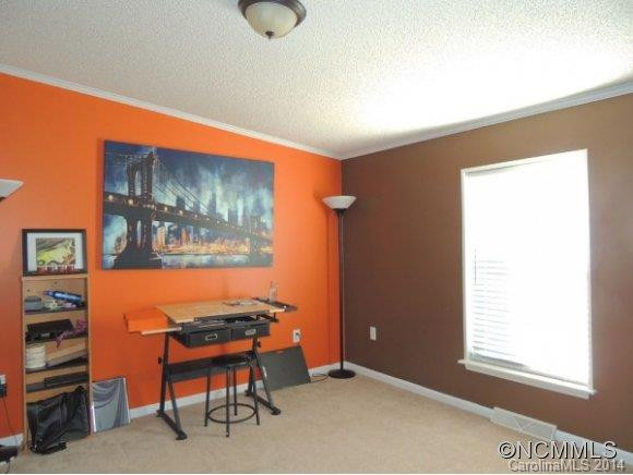 55 FOUNDERS WAY - Photo 7