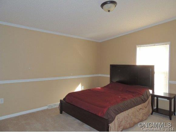 55 FOUNDERS WAY - Photo 8