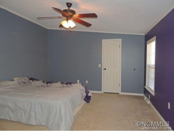 55 FOUNDERS WAY - Photo 10